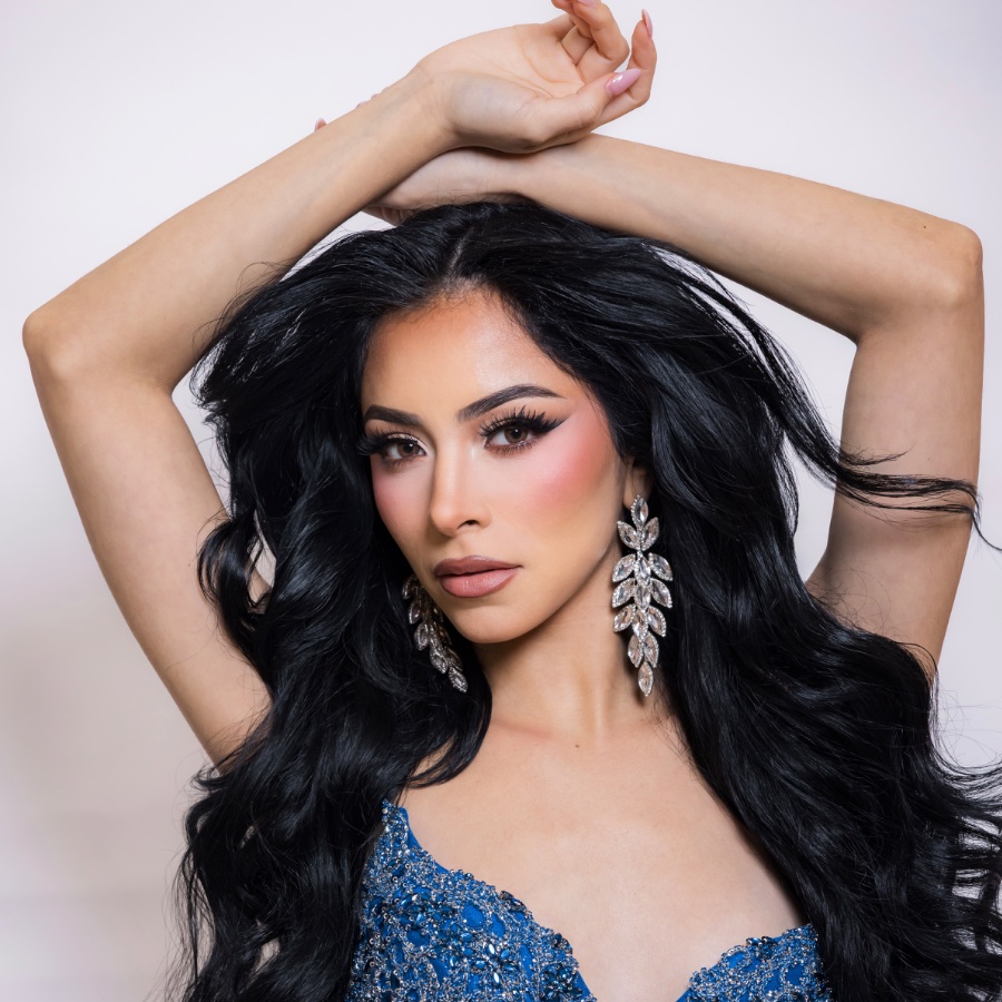 Mia Pineda